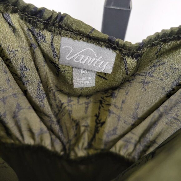 Vanity  Dress - Picture 3 of 4